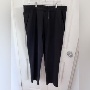 Lululemon Men’s track pant